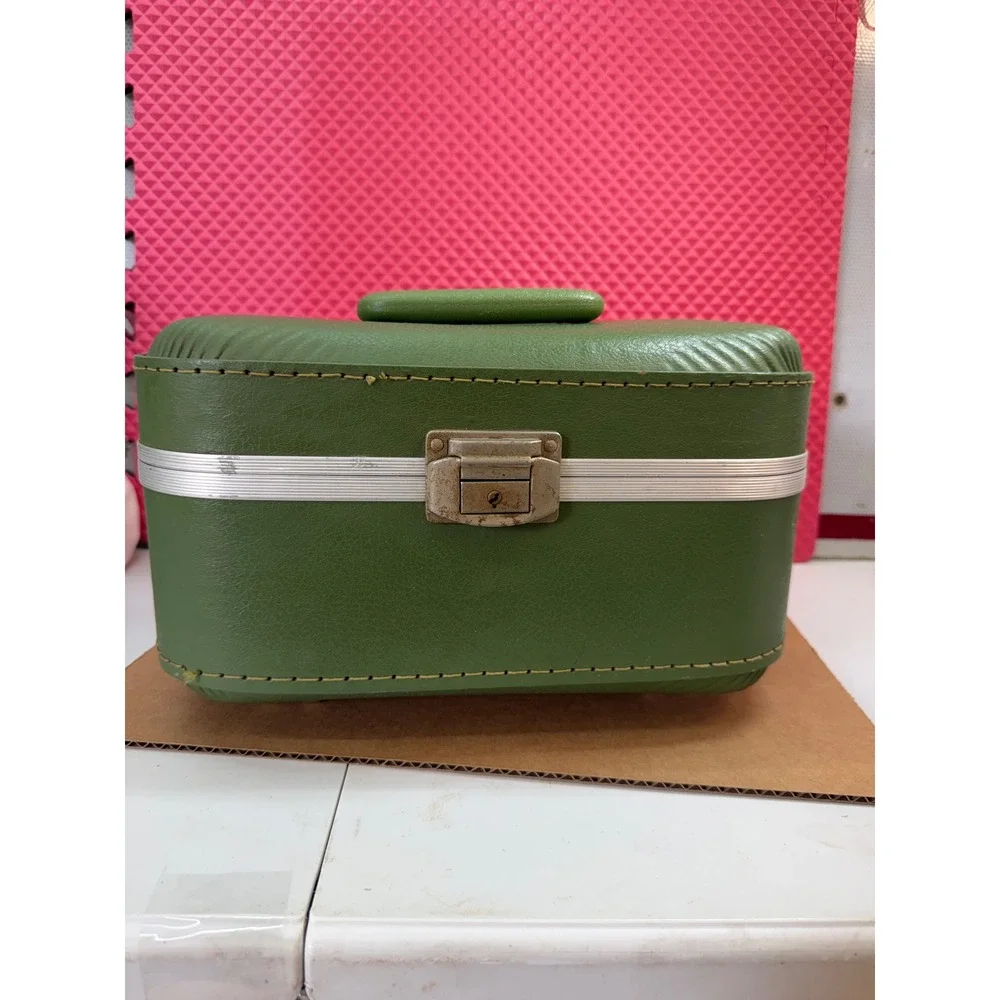 Vintage Trojan Train Case Green Faux Leather Makeup Vanity Suitcase Mirror 1960s